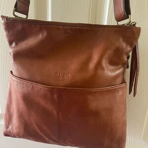 Margot Brown Leather Shoulder Bag with Minimalist Design